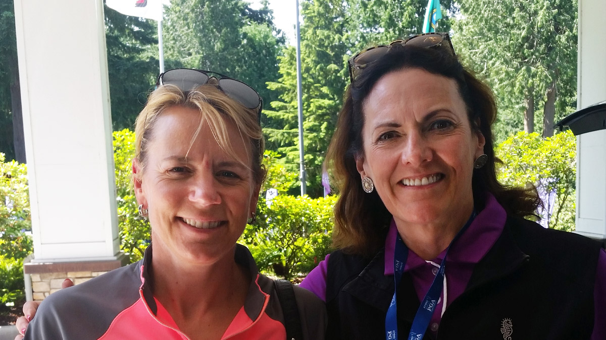 Blythe with Annika Sorenstam, regarded as one of the best female golfers in history